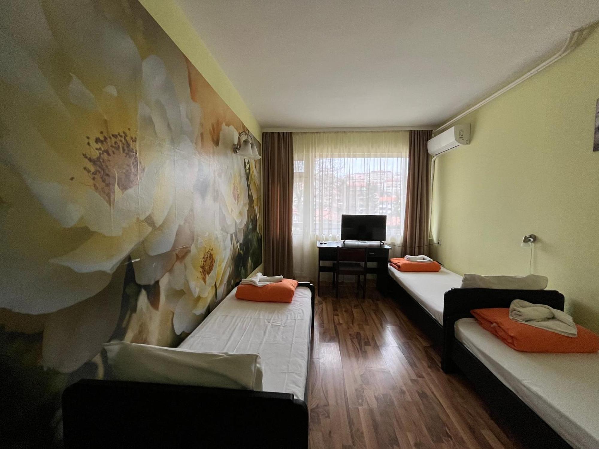 Park Hotel Ivailo Veliko Tŭrnovo Room photo